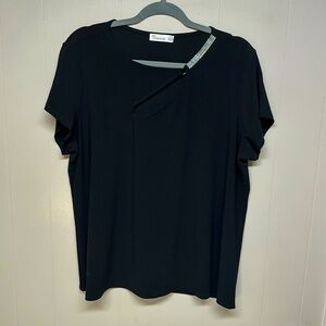 89th & Madison Black Tunic with Cutout and Beaded Sz 1x